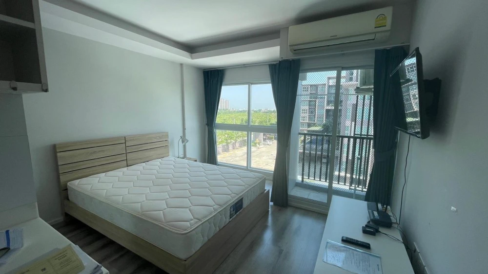 For rent, Double Lake Condominium, nice room, fully furnished, ready facilities, don't miss it.