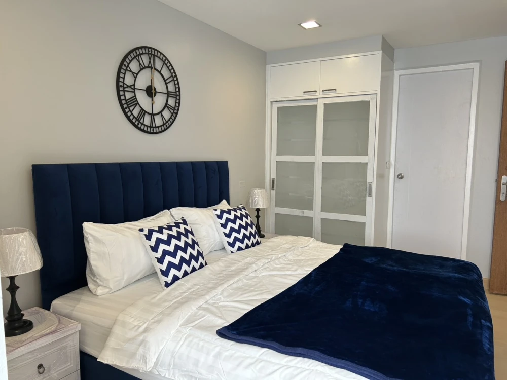 For rent: The Alcove 49. Beautiful, ready-to-move-in unit. Book now!!