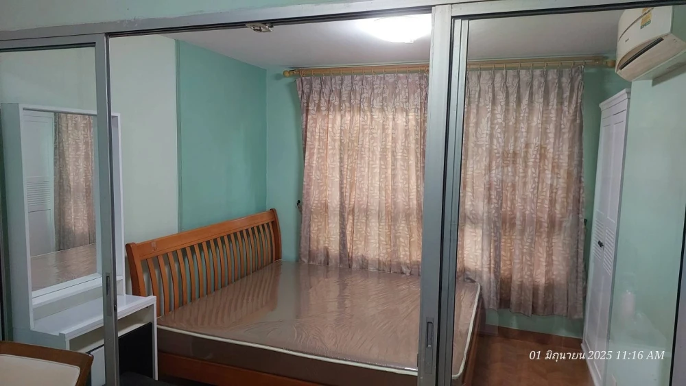 For rent: D Condo Rattanathibet. Well-separated rooms, perfectly divided zones. Reasonable price. Hurry and reserve now. Don't miss out!