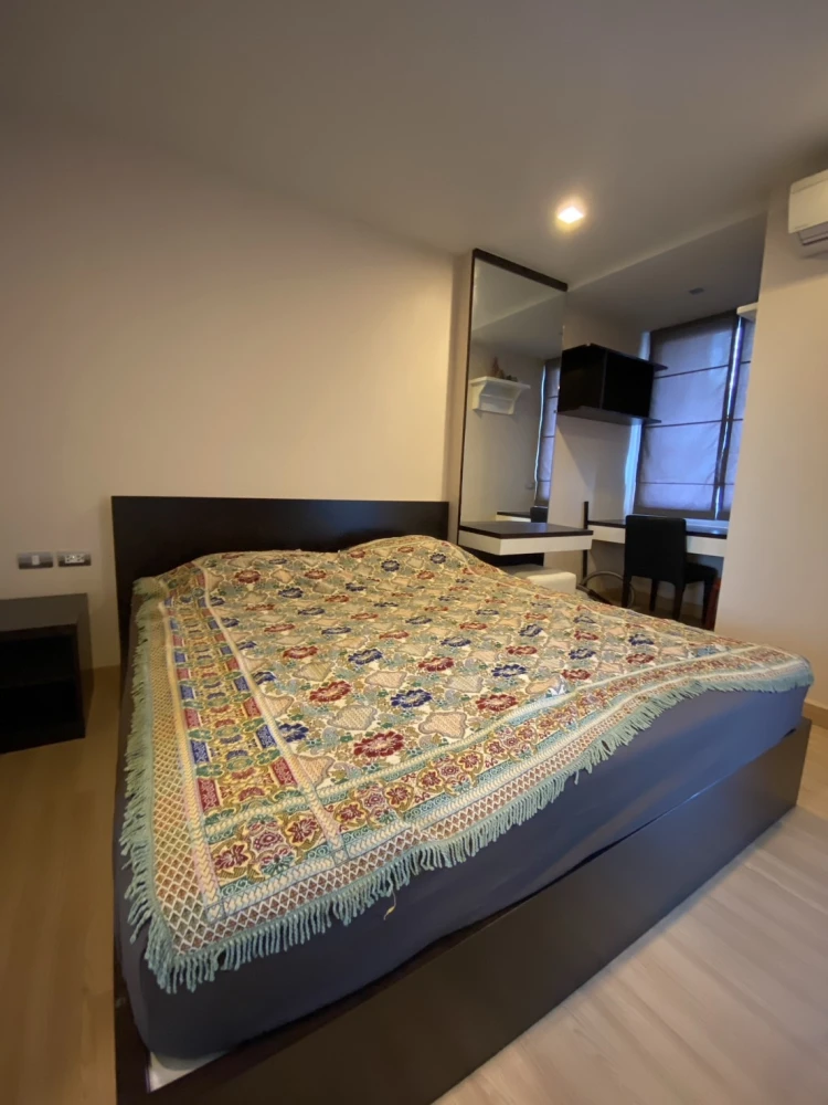 For rent!! Tree Condo Ekkamai (Sukhumvit 40), 4th floor, beautiful room, fully furnished, ready to move in immediately. Reserve now!!