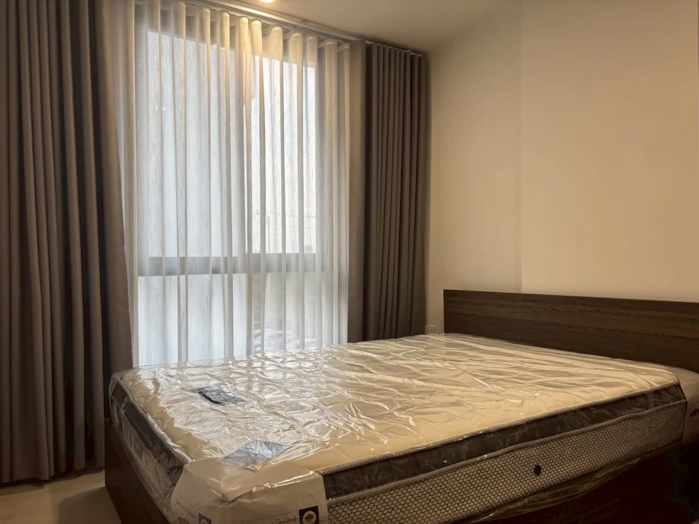 For rent!! New Cross Khu Khot Station, 2nd floor, Building B, beautiful room, fully furnished, ready to move in. Don't miss out!!
