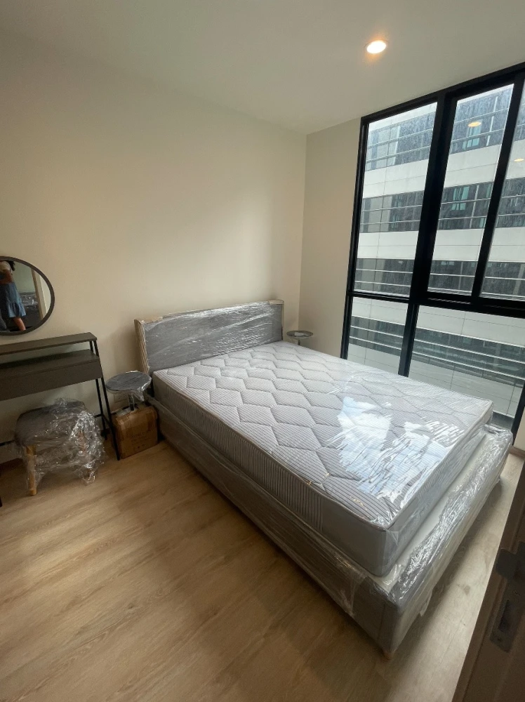 For rent: New District R9. Fully furnished with appliances. Ready to move in!