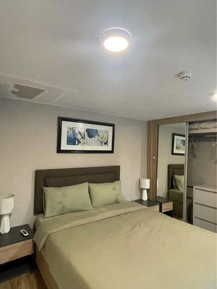 For rent!! Blossom Condo at Sathorn-Charoenrat, duplex unit, fully furnished, ready to move in. Don't miss out!!