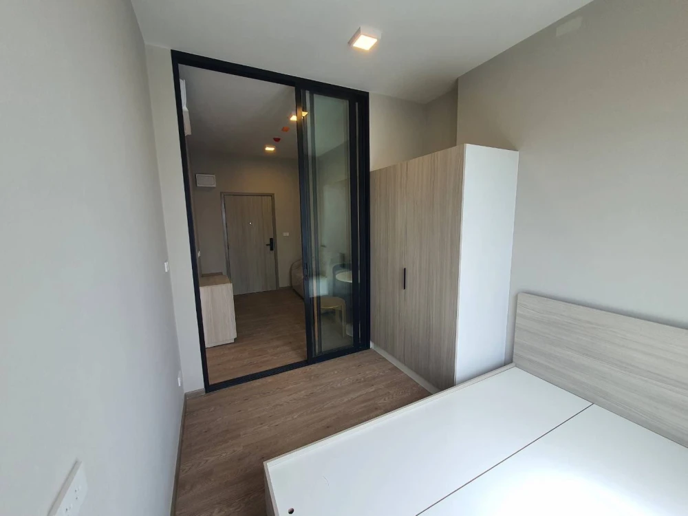 For rent: Plum Condo New West Bang Yai, Phase 3. View of IKEA and Central Westgate. Fully furnished with appliances. Don't miss out!