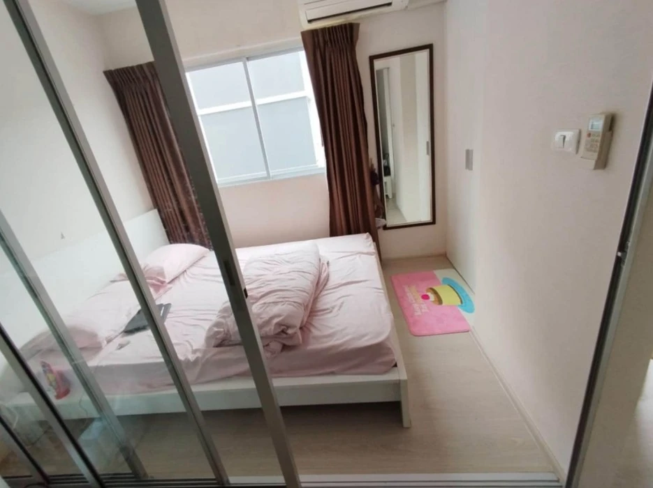 For rent: Plum Condo Park Rangsit Phase 2, Building A, 6th floor, swimming pool view, fully furnished, has washing machine. Must reserve this type.