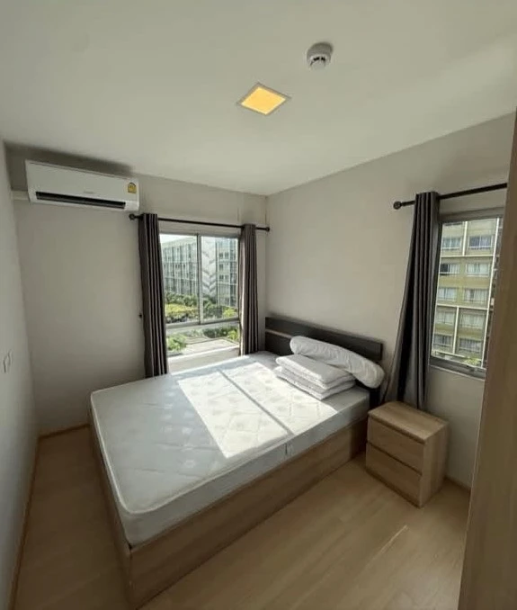 For rent: Plum Condo Rangsit Alive Phase 1, Building C, 6th floor, closest to the entrance/exit. Fully furnished with all appliances. Ready to move in