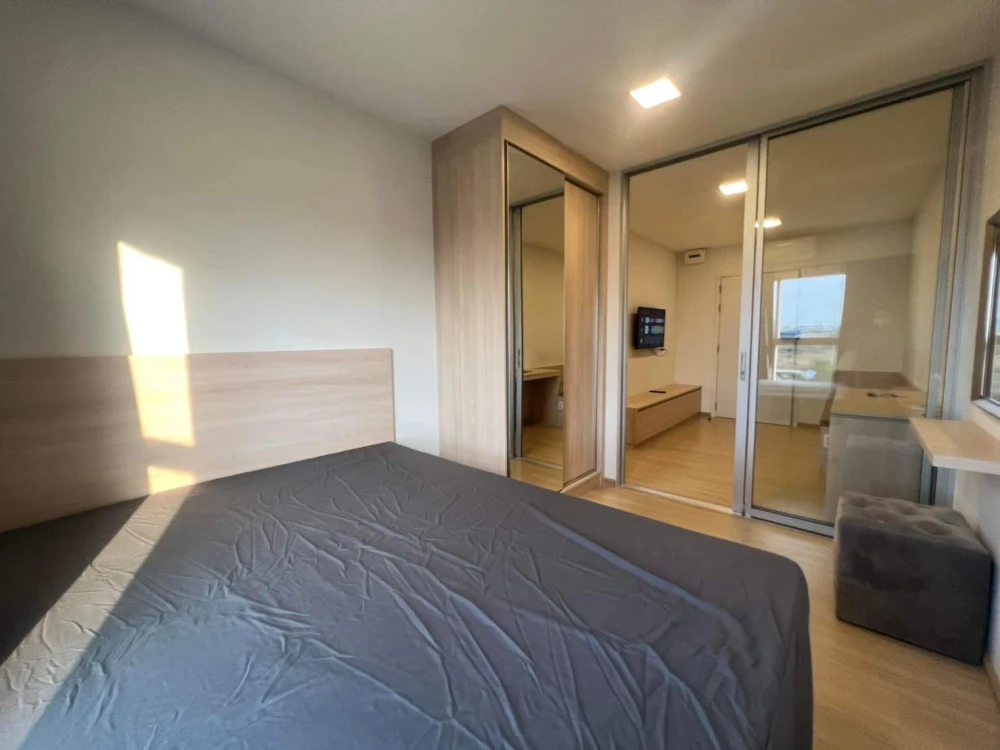 For rent: Plum Condo Rangsit Fresh, beautiful built-in room, Muji style, great price, you can't miss it.