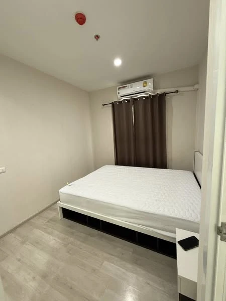 For rent: Plum Condo Central Station, ready to move in, 11th floor, high view, I must say you shouldn't miss it.