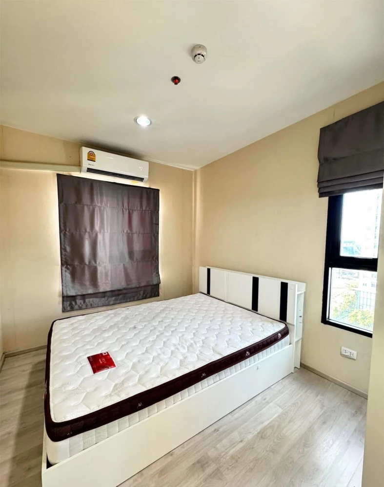 For rent: Plum Condo Central Station Phase 2, 11th floor, Central Westgate view, full set of furniture + electrical appliances. This type must be rese