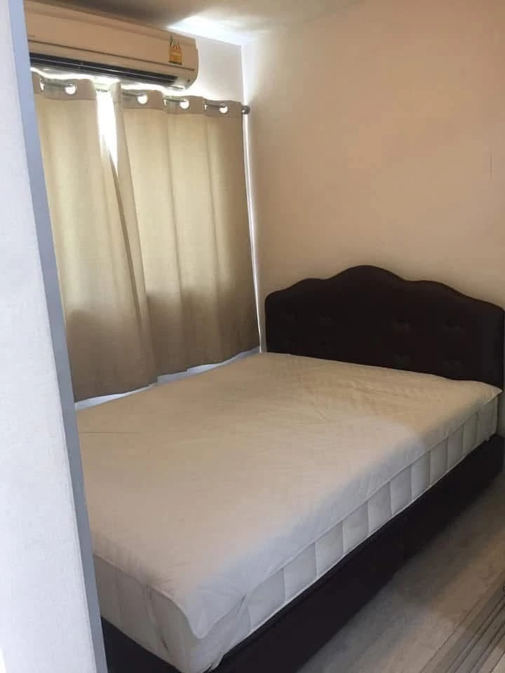 For rent: Plum Condo Park Rangsit Phase 2. Ready to move in, well-partitioned and zoned. Great value. Move in now!