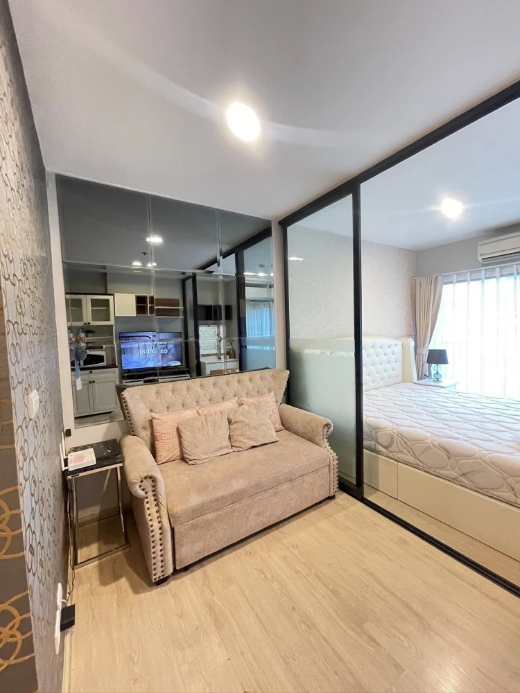 For rent: Fuse Miti Ratchada-Sutthisan, room decorated with built-in furniture + wallpaper, with quality furniture. You will regret it if you miss it.