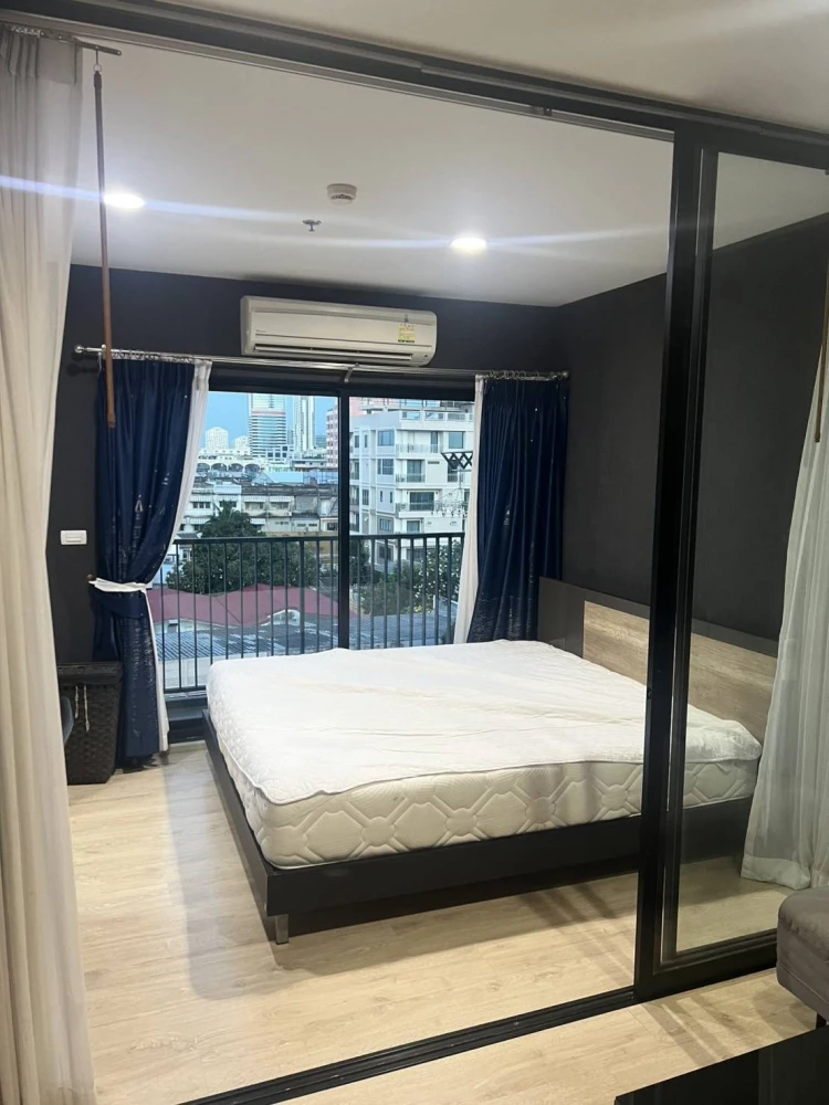 For rent: Fuse Miti Sutthisan - Ratchada, beautiful room, furnished as shown in the picture.