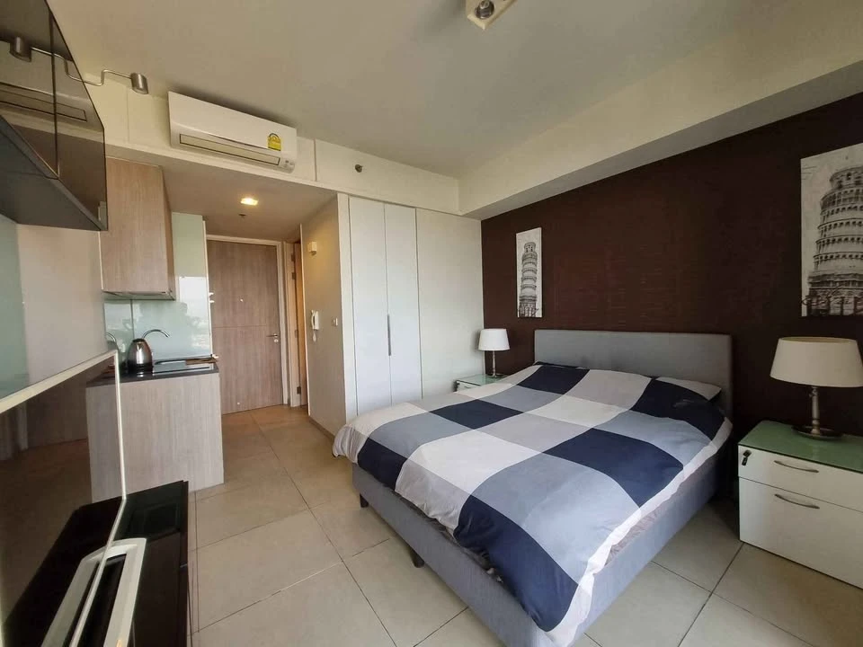 For rent: Unixx South Pattaya, high floor, ready to move in, fully furnished, reserve now.