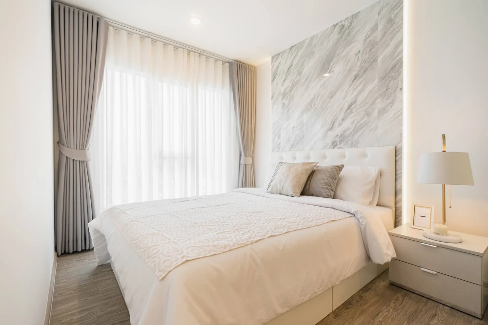For rent: Regent Home Bangna, 31st floor, river bend view, high-quality built-in furniture, beautifully decorated. Book now!