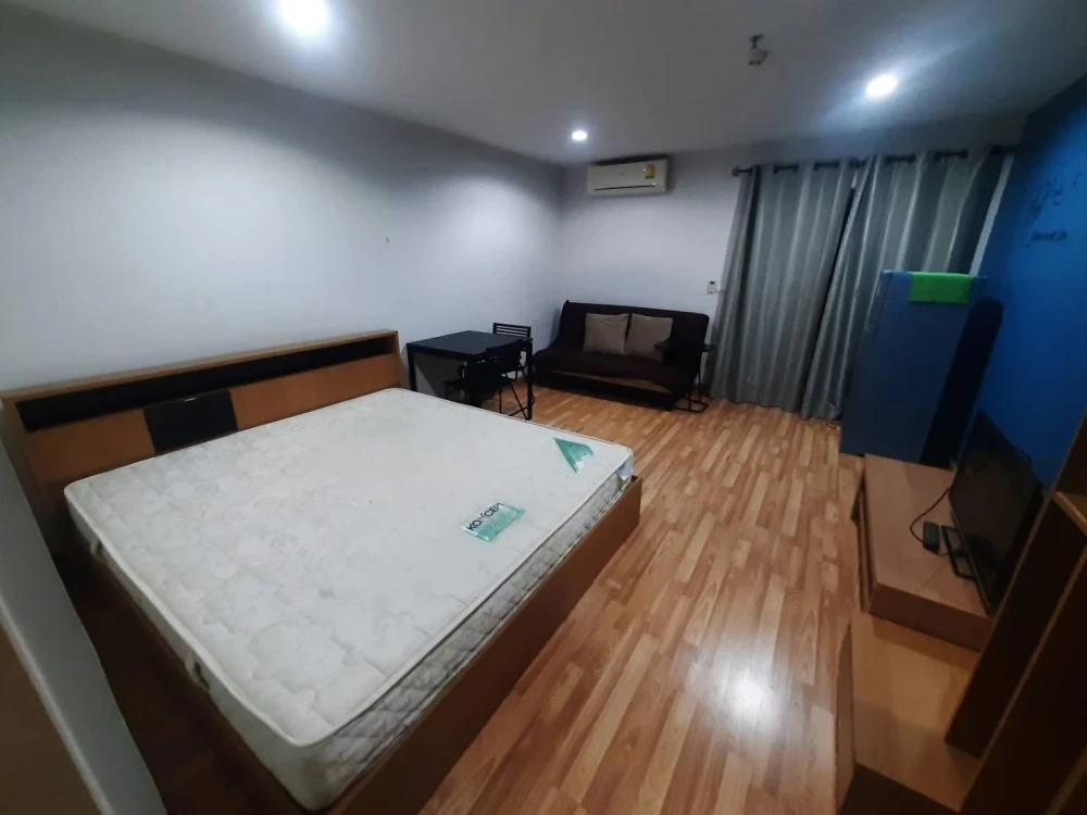 For rent: Regent Home 15 Chaengwattana, studio room, 12th floor, fully furnished. Book now!
