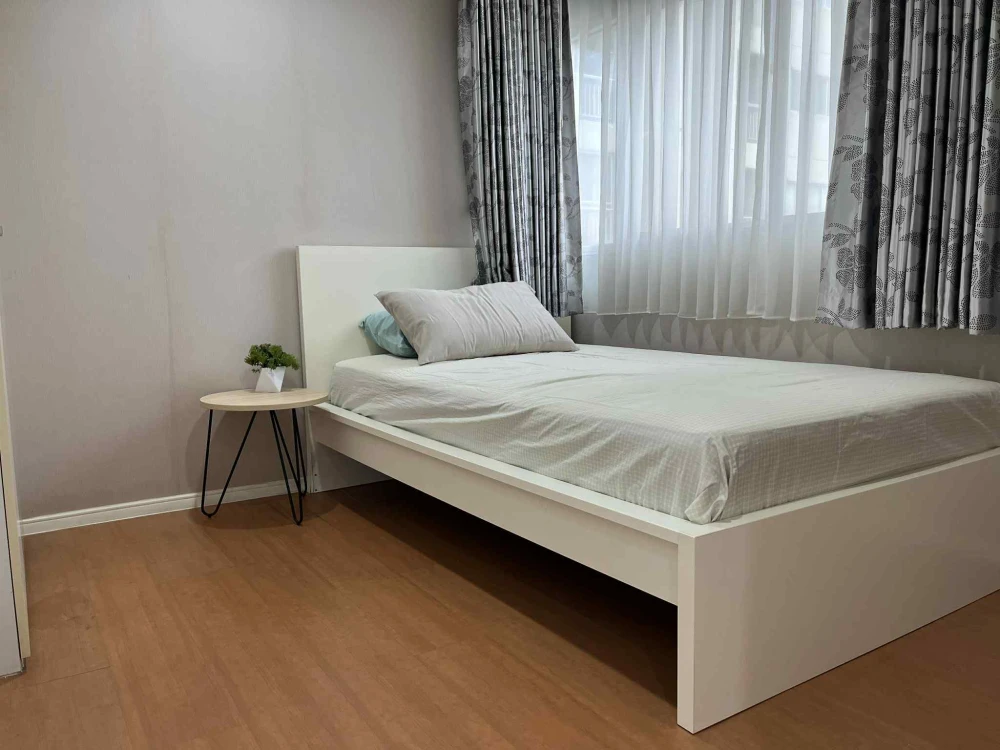 For rent: Lumpini Condo Town, North Pattaya-Sukhumvit, ready to move in, fully furnished, just bring your own luggage and move in.