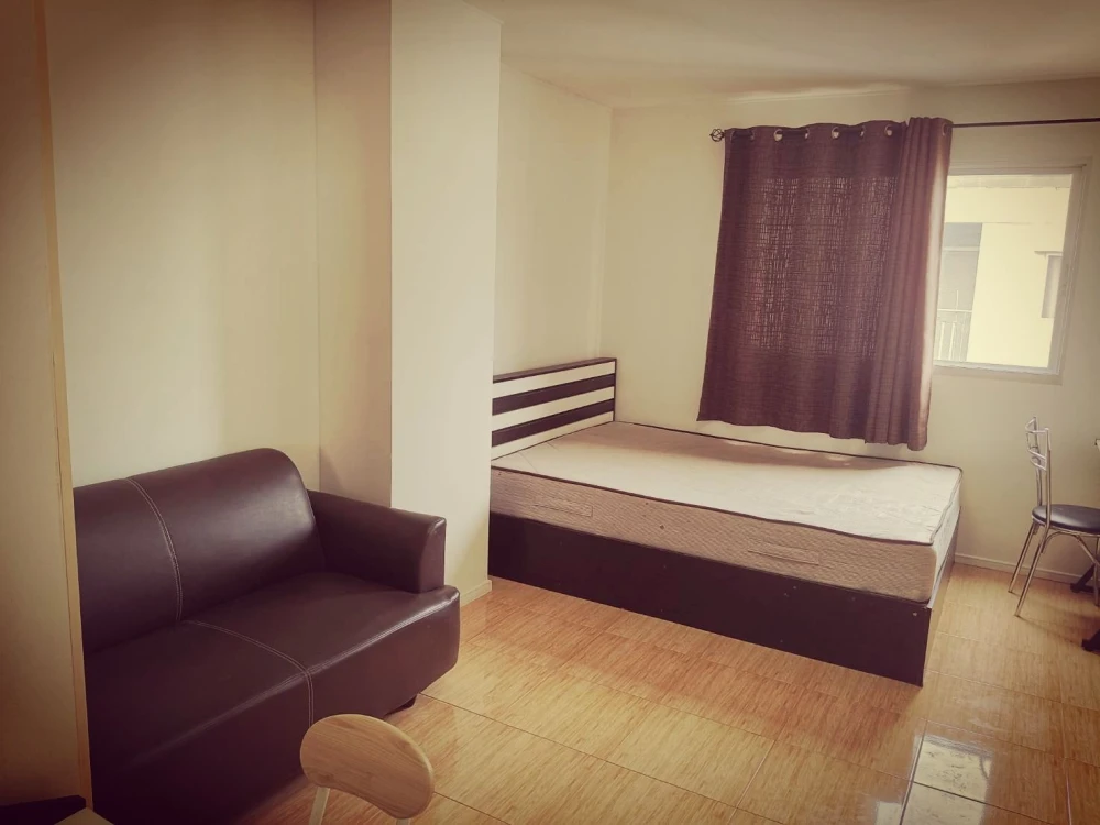 For rent: Lumpini Township Rangsit Klong 1, Building A6, 8th floor. Fully furnished. Just bring your belongings and move in.