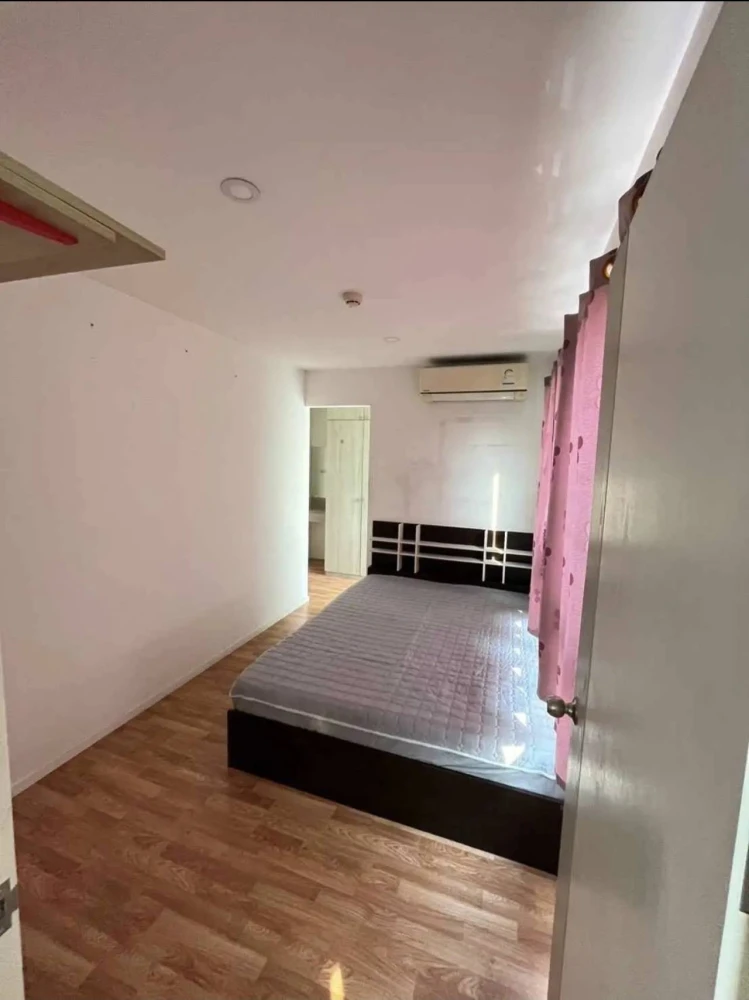 For rent: Lumpini Ville Ratchaphruek - Bang Waek. Unfurnished, spacious and comfortable. Book now!