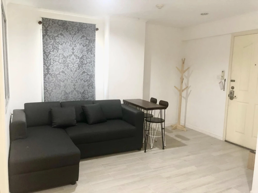 For rent: Lumpini Ville Ram Intra - Lak Si, fully furnished room with electrical appliances, next to Central Ram Intra. You can't miss this opportunit