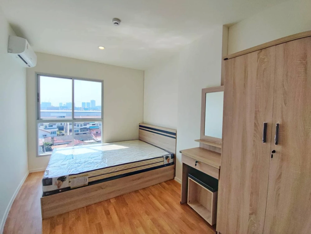 For rent: Lumpini Ville Sukhumvit 101/1-Punnawitthi, 7th floor, spacious room, 2 bedrooms, 2 bathrooms, complete electrical appliances, meets all need