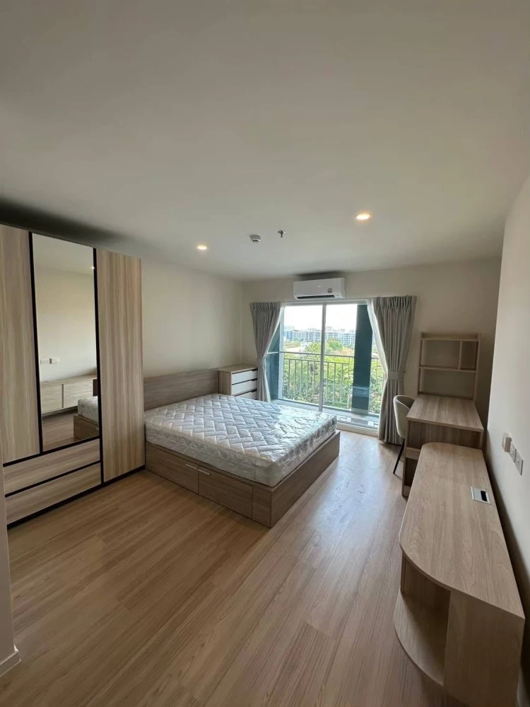 For rent: Lumpini Ville Chaengwattana-Pakkret Station. Beautiful room, fully furnished, complete with appliances. Ready to move in.