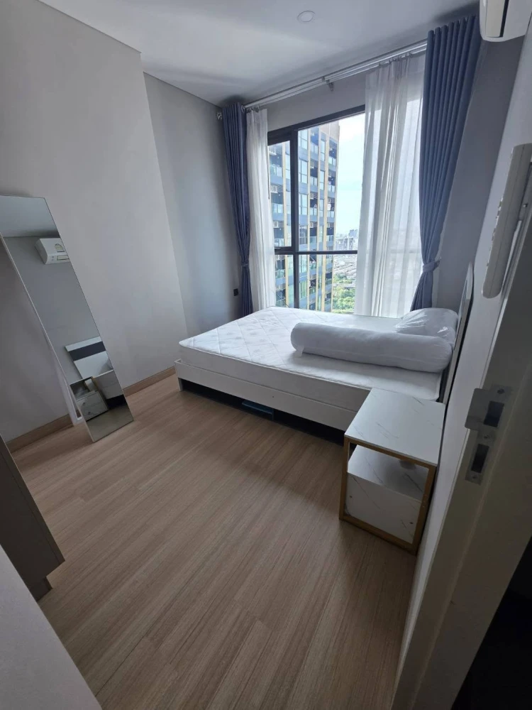 For rent: Lumpini Suite Phetchaburi-Makkasan, high floor unit, fully furnished, just bring your belongings and move in! +++