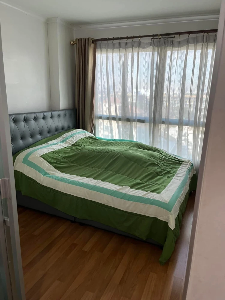 For sale rent: Lumpini Place Rama 4 - Kluaynamthai, 9th floor. Fully furnished with appliances. Ready to move in!