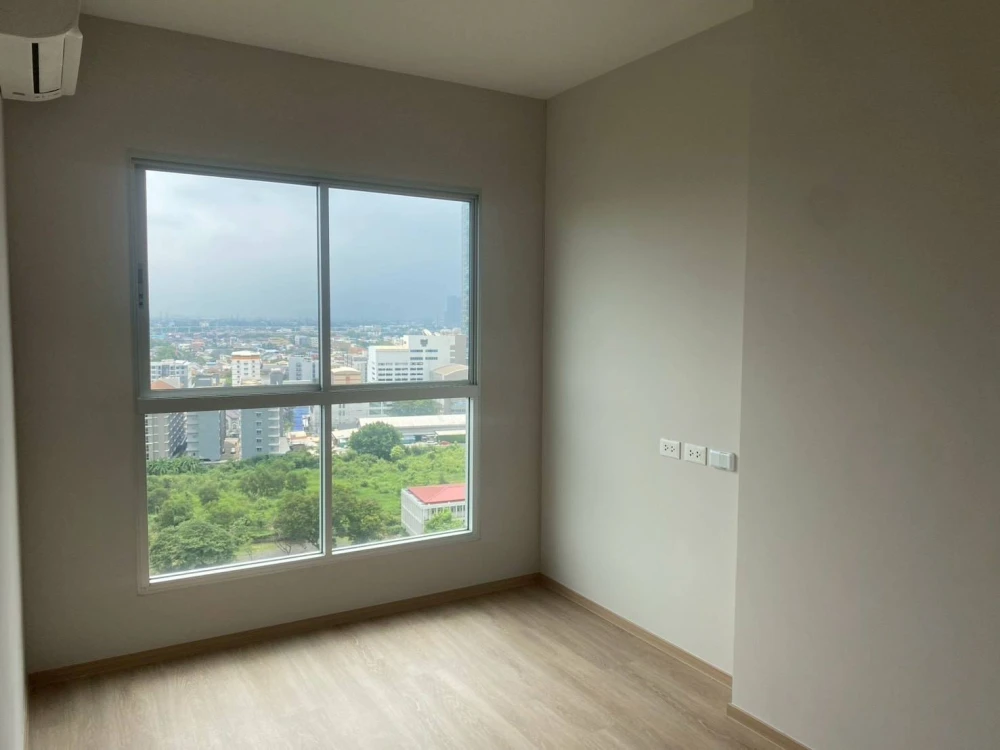 For rent: Lumpini Place Chaengwattana - Pak Kret Station, spacious room, comfortable, high floor, book now before you miss out!!