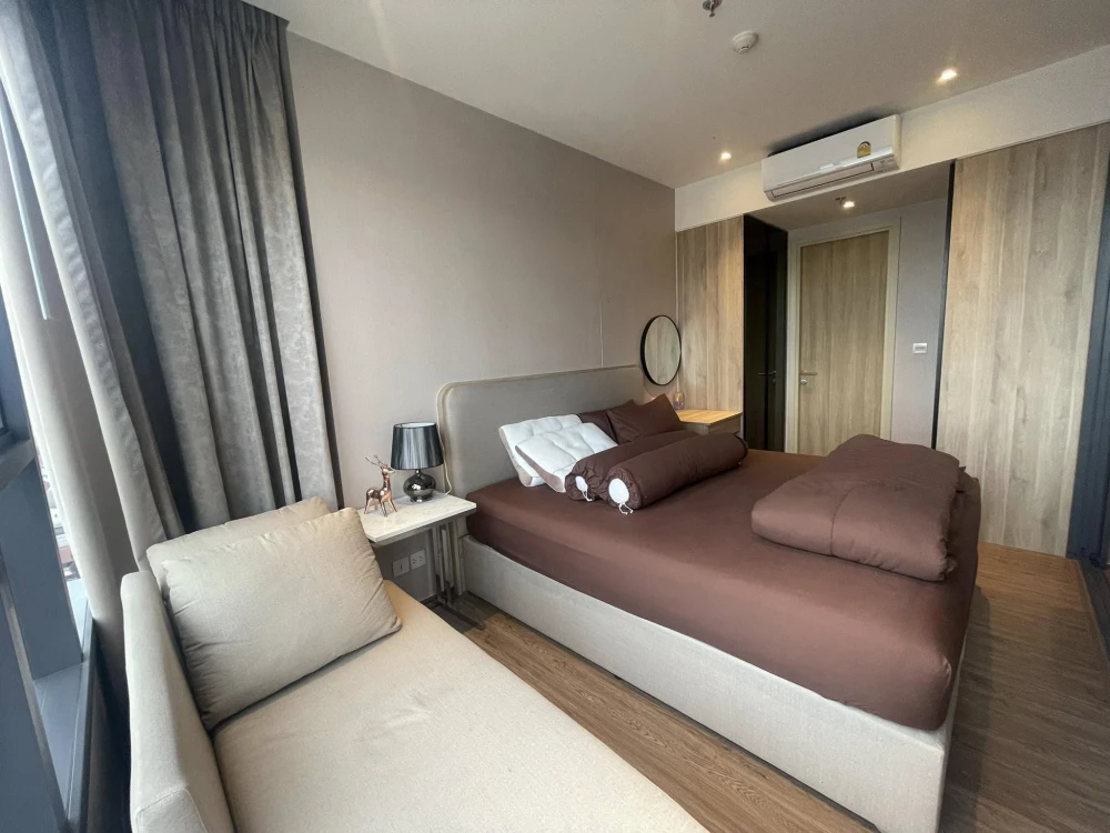 For rent, One Pattaya (North Pattaya), 14th floor, corner room, sea view, fully furnished, nice to live in, book now.
