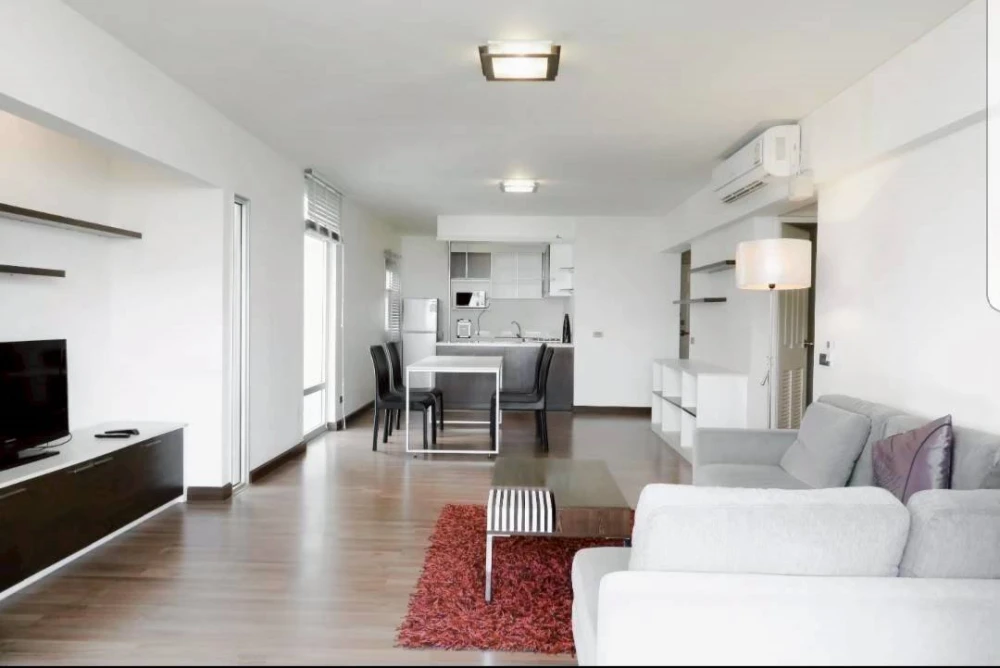 For rent!! Victoria Lakeview Condominium, 23rd floor, Geneva Building, beautiful lake view, fully furnished, ready to move in. Reserve now!!