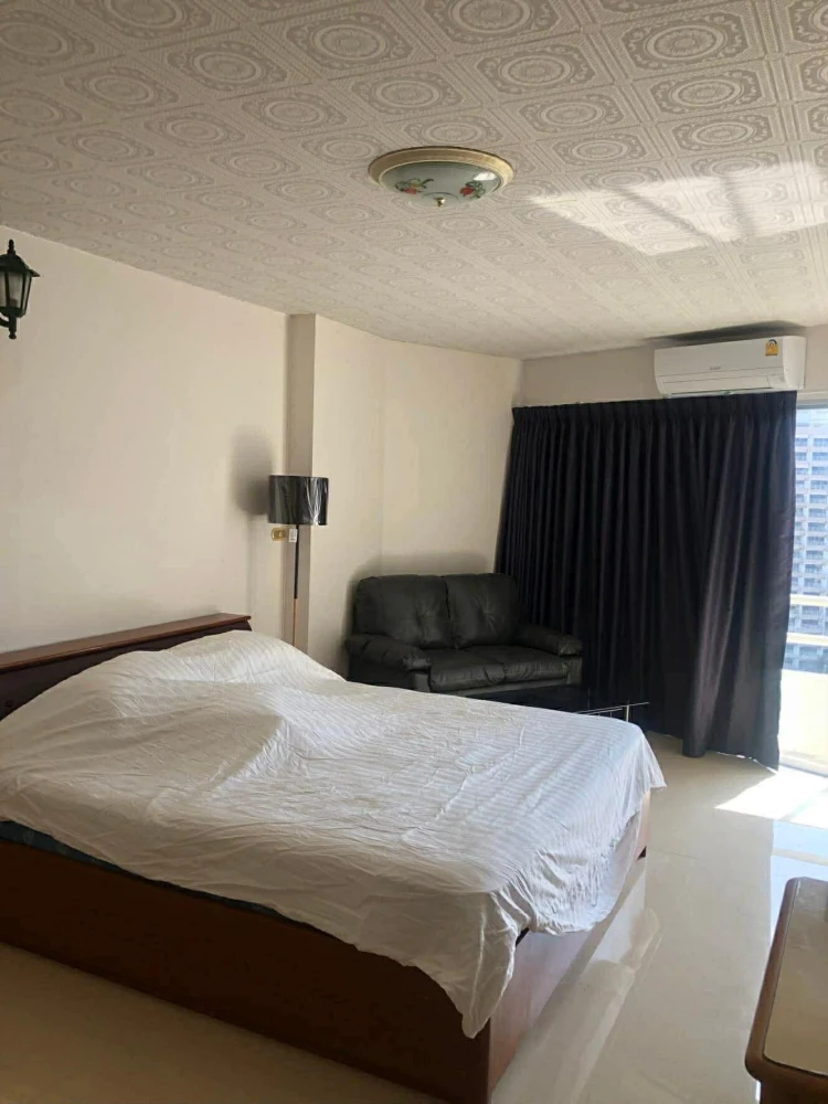 For rent, Jomtien Sea View Condominium 1, sea view, complete electrical appliances, convenient transportation, can't you afford to reserve it?