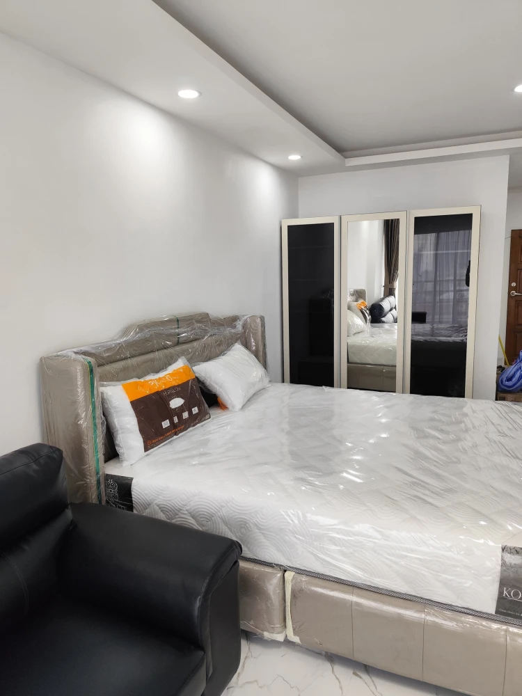 For rent, Jomtien Sea View Condominium 5, Building D, 14th floor, city view + sea view, full set of furniture, you can't miss it.