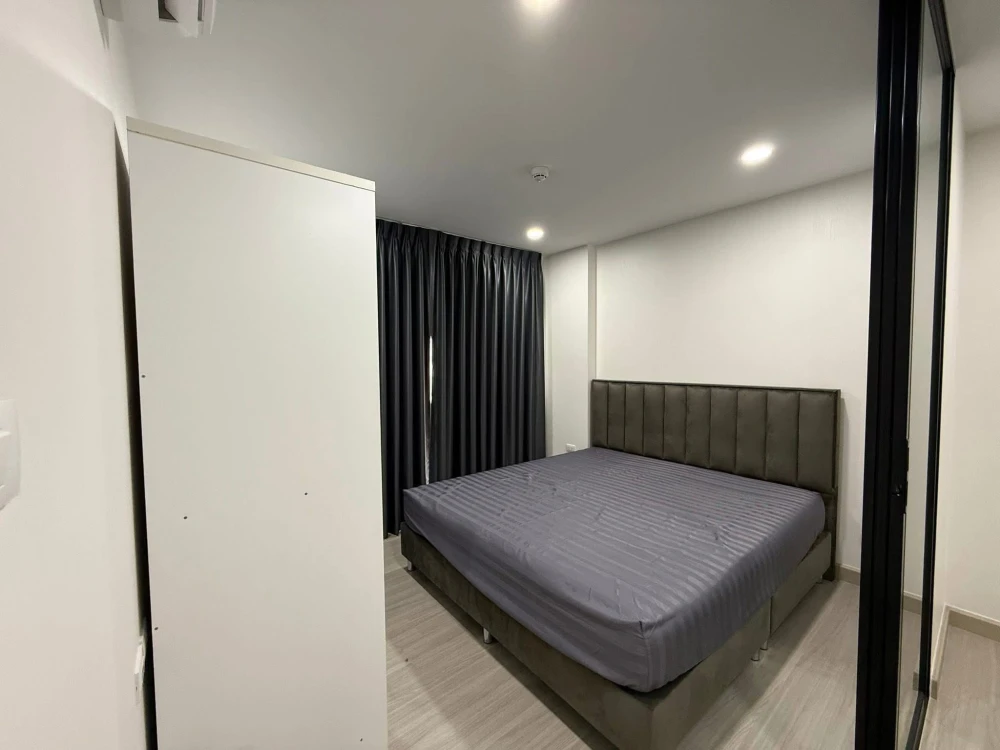 For rent: Supalai City Resort Sukhumvit 107, 5th floor, Building 2, front of the project. Short walking distance to the common areas. Move-in ready.