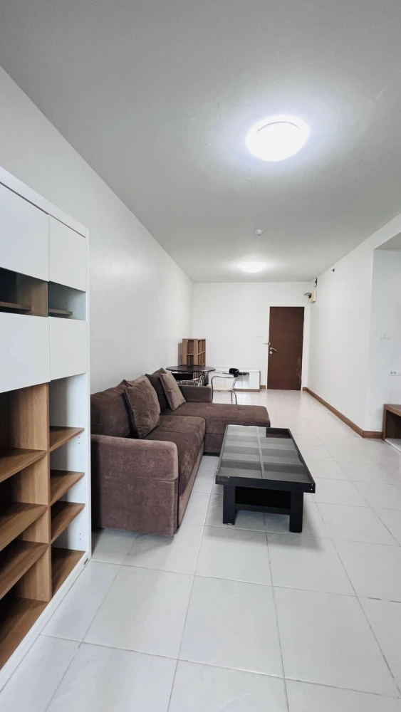 For rent: Supalai Park Kaset, 11th floor, Building A, complete with electrical appliances, lots of space in the room, reserve now.