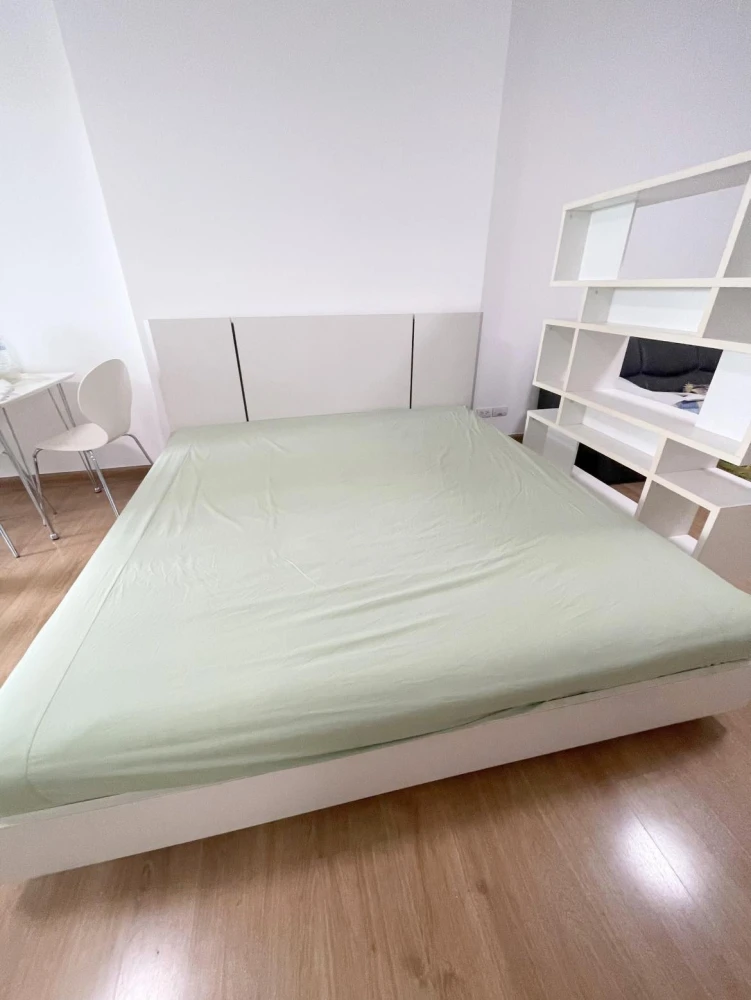 For rent: Supalai Park Kaset, studio room, 35 sq.m., 4th floor, Building B, fully furnished. Don't miss out!