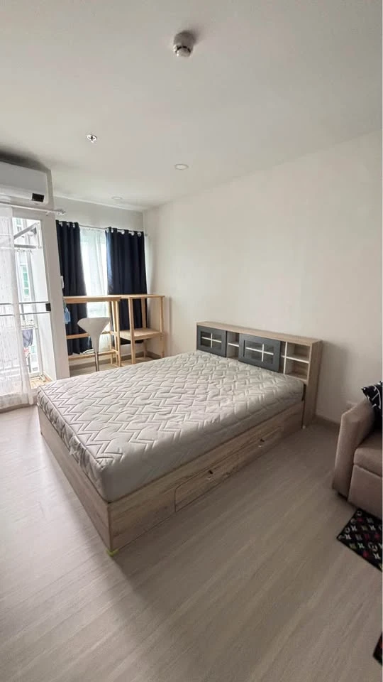 For rent: Supalai Park, Fai Chai Intersection, 20th floor, very high, great breeze, fully furnished, don't miss it.