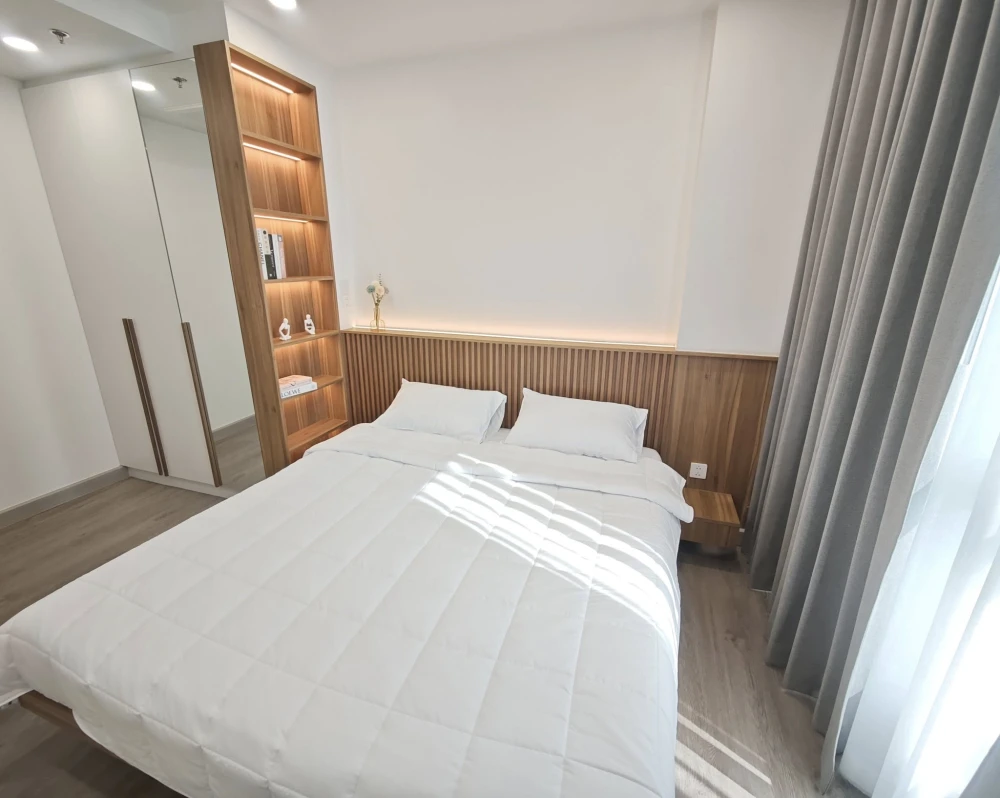For rent Supalai Premier Samsen - Ratchawat, a room with a lot of usable space, simply decorated, nice to live in, furniture + electrical appliances,