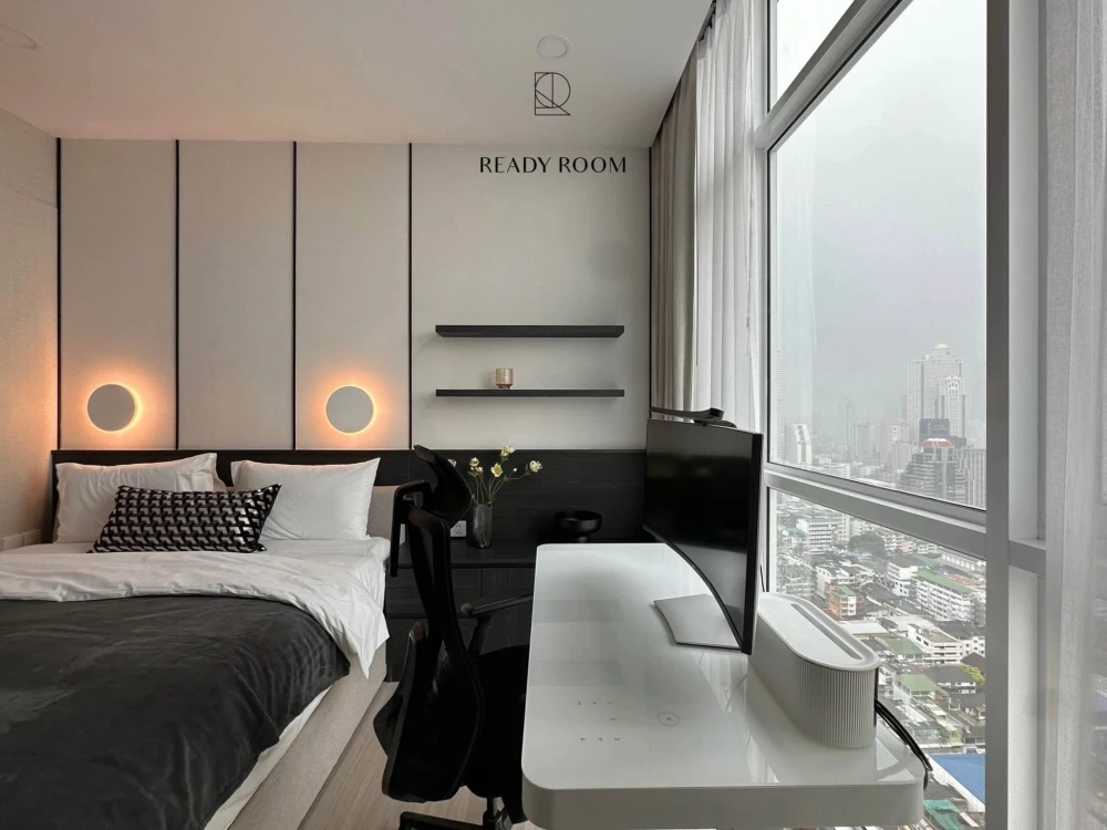 For Rent: Supalai Premier Si Phraya–Samyan. Move-in ready unit with full facilities. Great price—book now so you don't miss out!