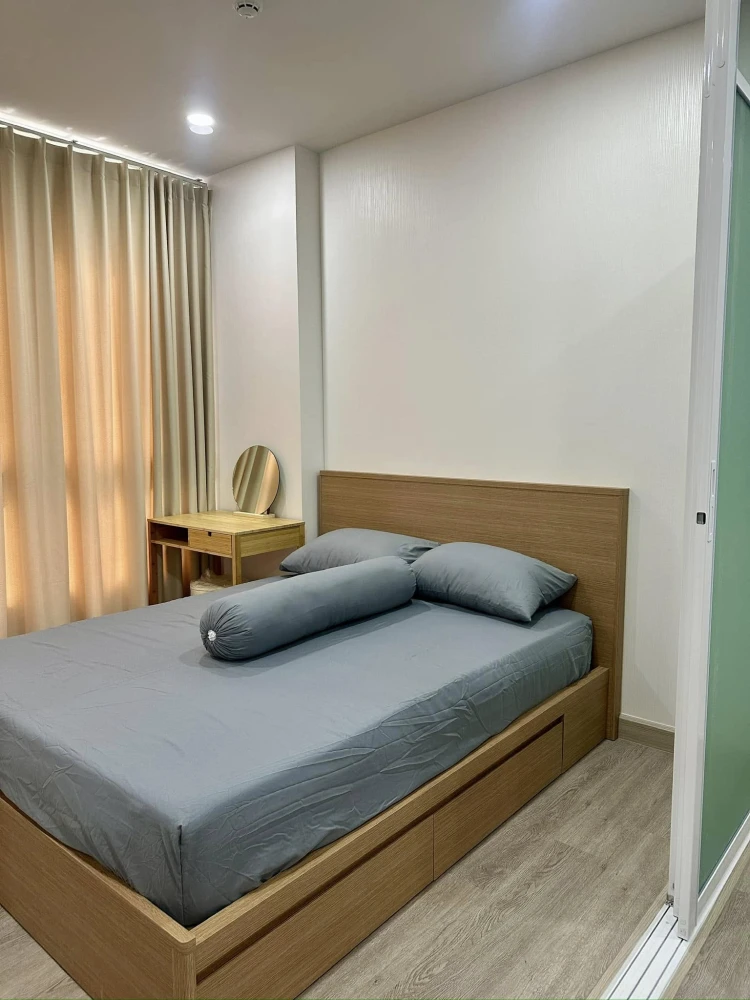 For rent: Supalai Loft, Phasi Charoen Station, 19th floor, Fully Furnished, nice to live in, book now, urgently.