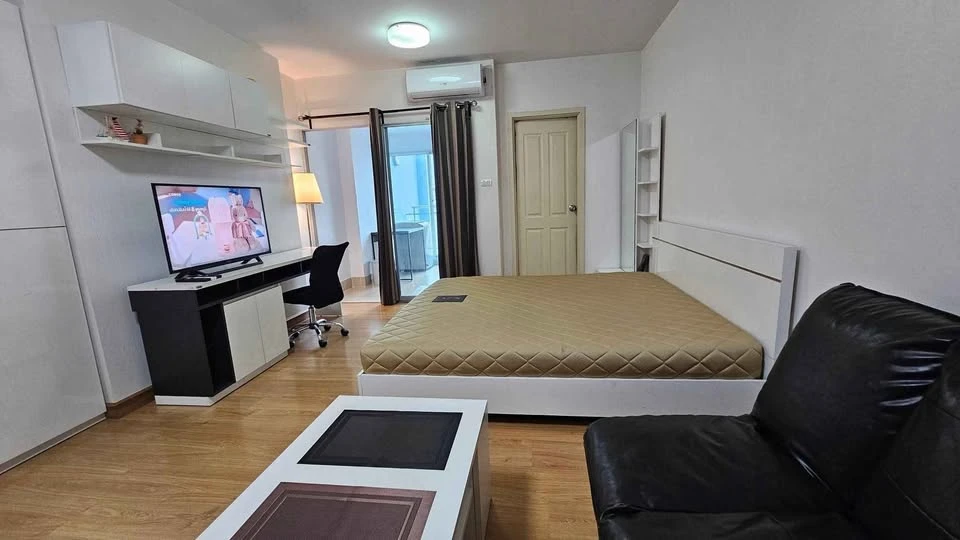 For rent: Supalai Vista Sriracha - Laem Chabang Port Intersection, studio room, fully furnished with furniture and appliances, pool view, reservation