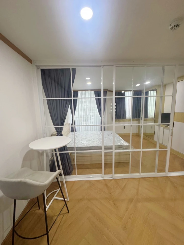 For rent: Supalai Place Sukhumvit 39, spacious room, comfortable, fully equipped, book now before you miss out!!