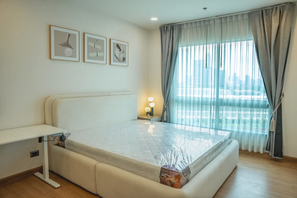 For rent: Supalai Wellington 2, Building 2, 7th floor. Simply decorated in bright, comfortable tones; a very pleasant place to live.