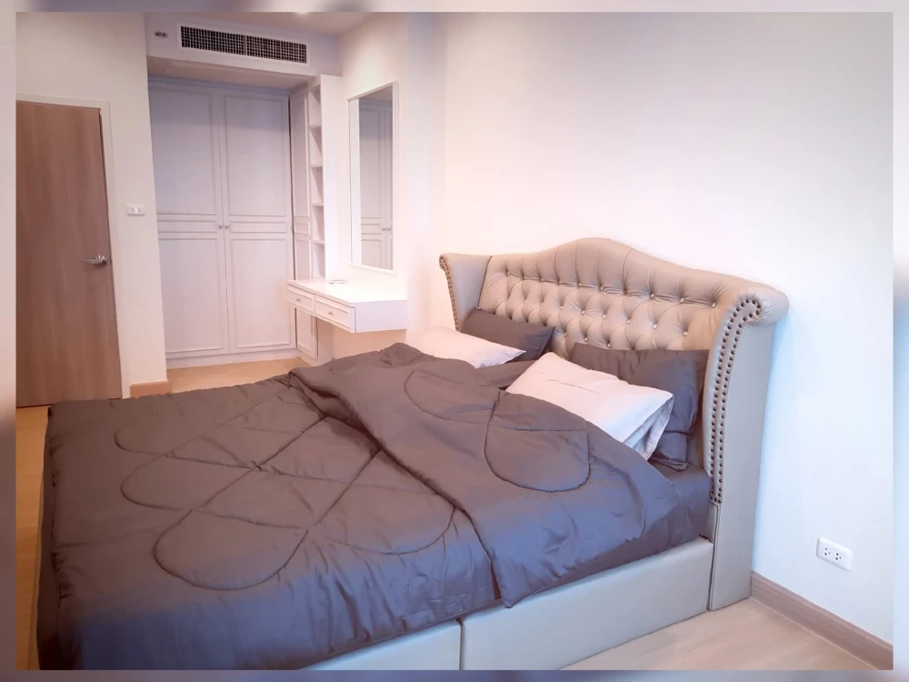 For rent: Supalai Lite Ratchada-Narathiwat-Sathorn, high floor unit, good ventilation, fully furnished. Book now before it's too late!