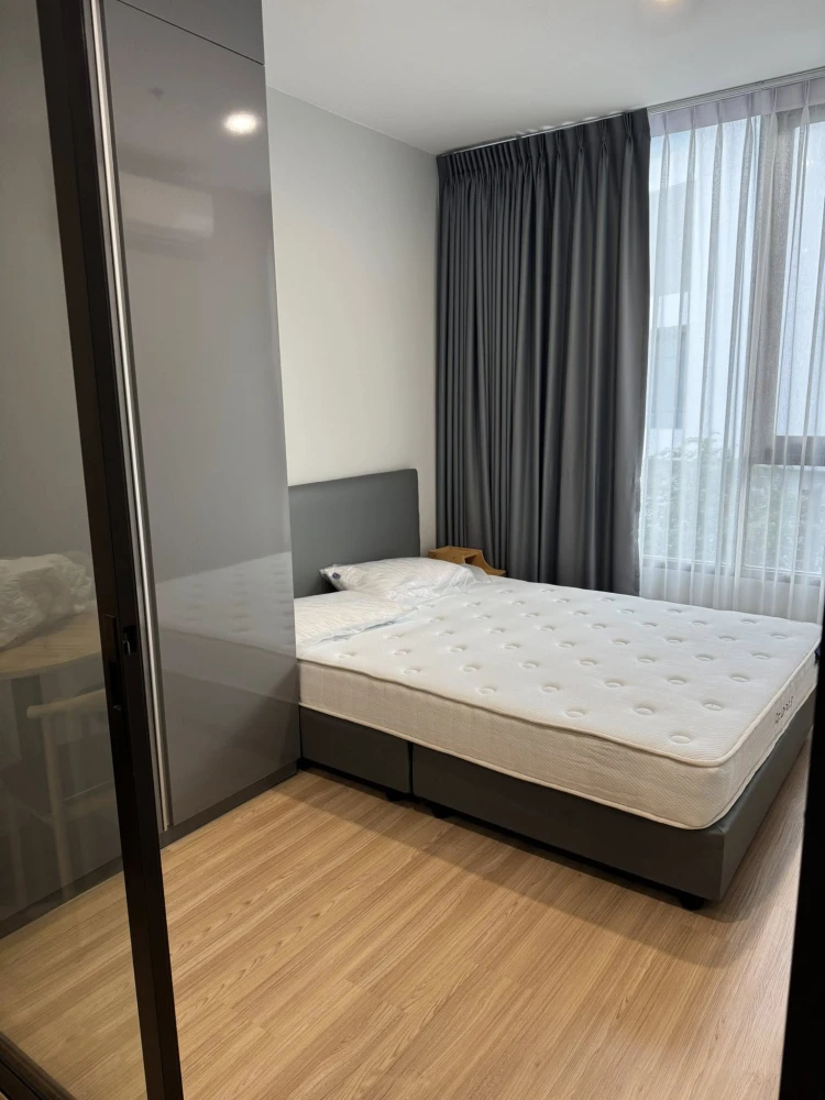 For rent: Skyrise Avenue Sukhumvit 64, 28 sq.m., 3rd floor, Building D. Fully furnished with all appliances; just bring your belongings and move in.
