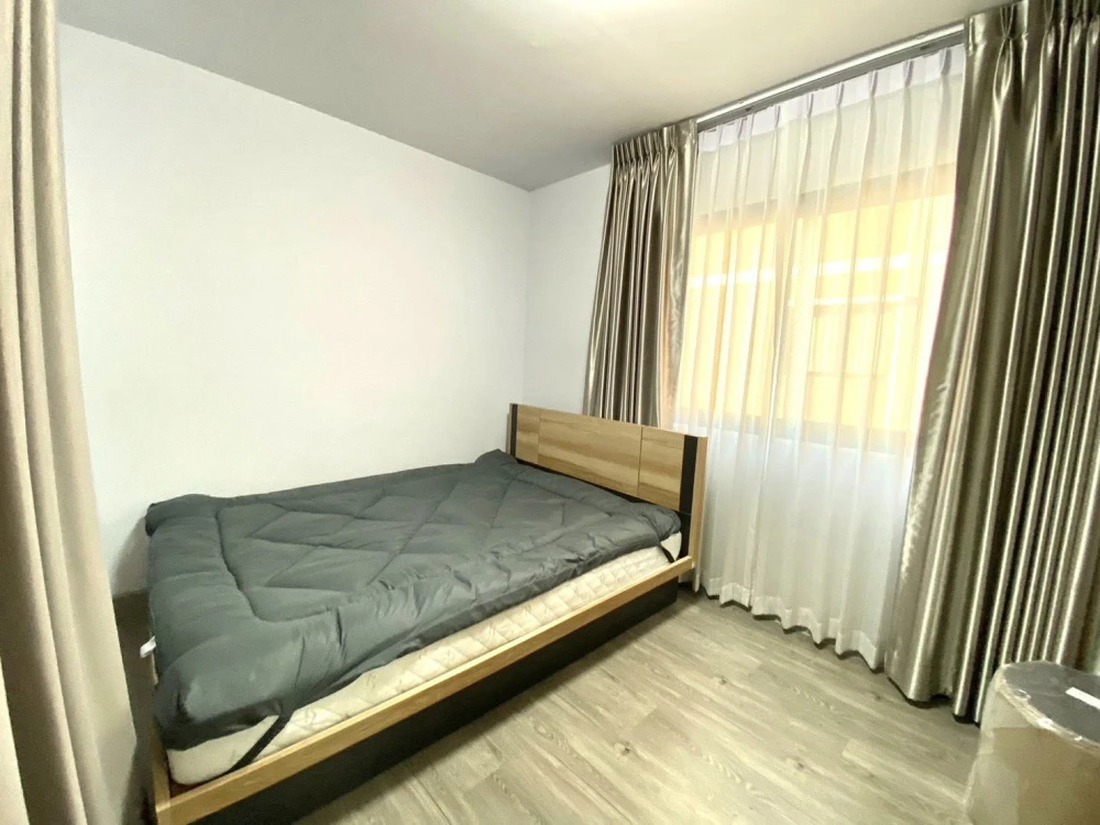 For rent: Sabai Sabai Condo Sukhumvit 115, spacious room, comfortable, not hot, fully furnished, complete with appliances. Reserve now!