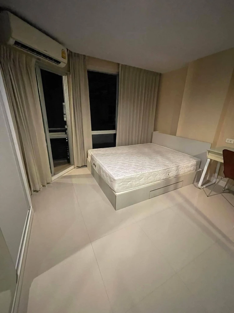 For rent: Swift Condo ABAC Bangna, 8th floor (top floor). Quiet and peaceful atmosphere, not crowded. Book now!