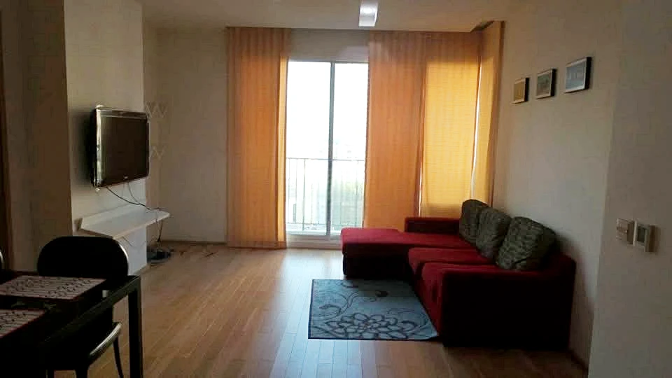 For rent Siri at Sukhumvit, high floor, excellent view, street view, Front corner, fully furnished, move in now, don't hesitate.