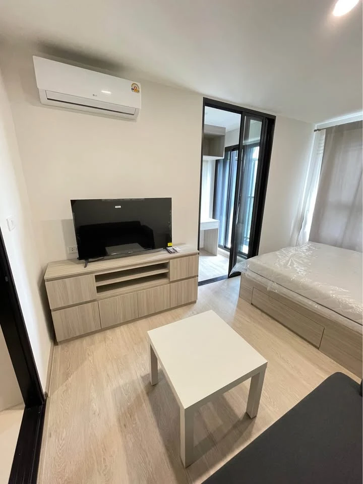 For rent: Origin Plug and Play E22 Station, 3rd floor, fully furnished Ready to move in! Don't miss out!