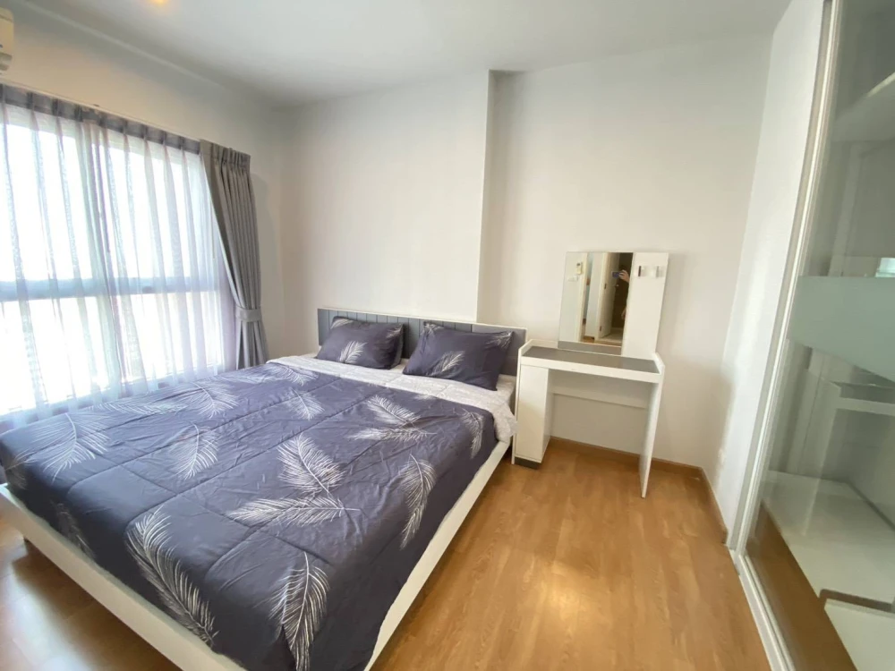 For rent: The Parkland Phetkasem, 15th floor, fully furnished, very livable. Book now, don't miss out!