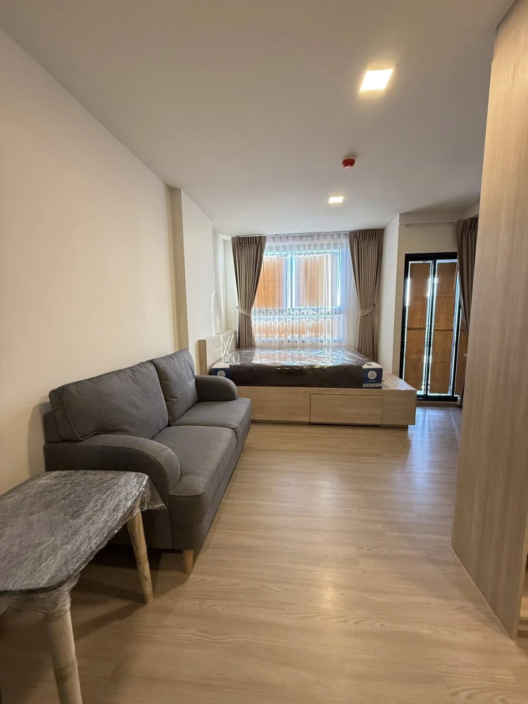 For rent: The Move Sukhumvit 107 Condo. Pets allowed. Fully furnished. Ready to move in today.